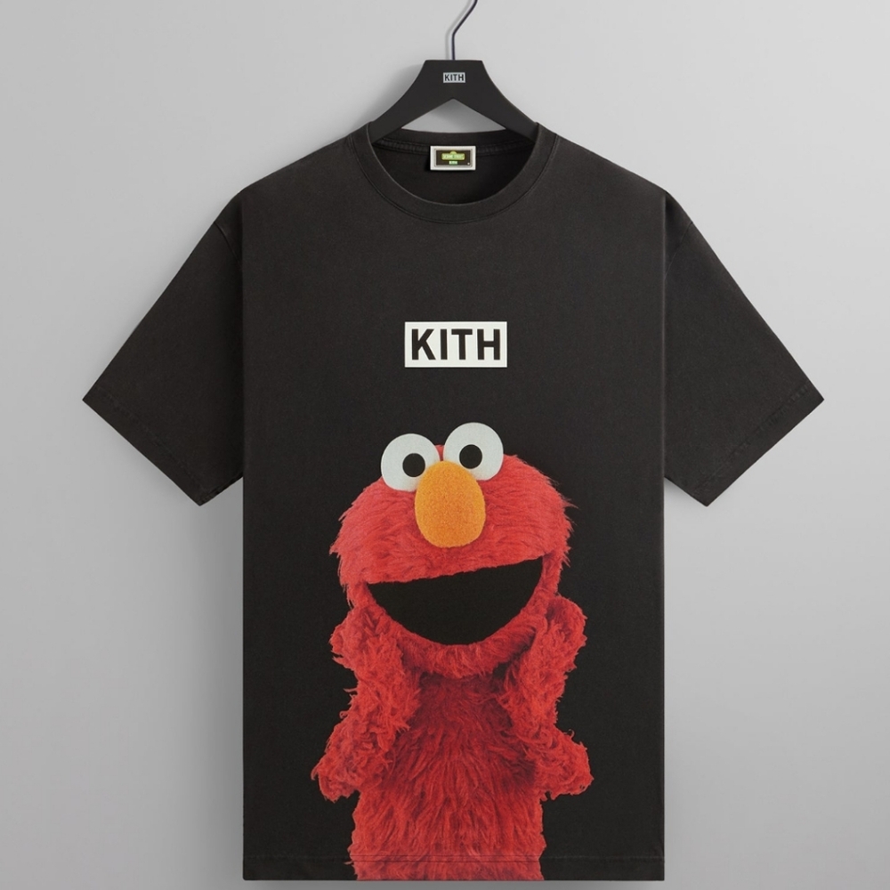 Kith For Sesame Street Elmo Tee Size XL